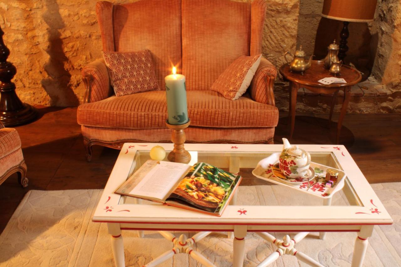 La Roseraie Hotel Restaurant 몽티냑 외부 사진