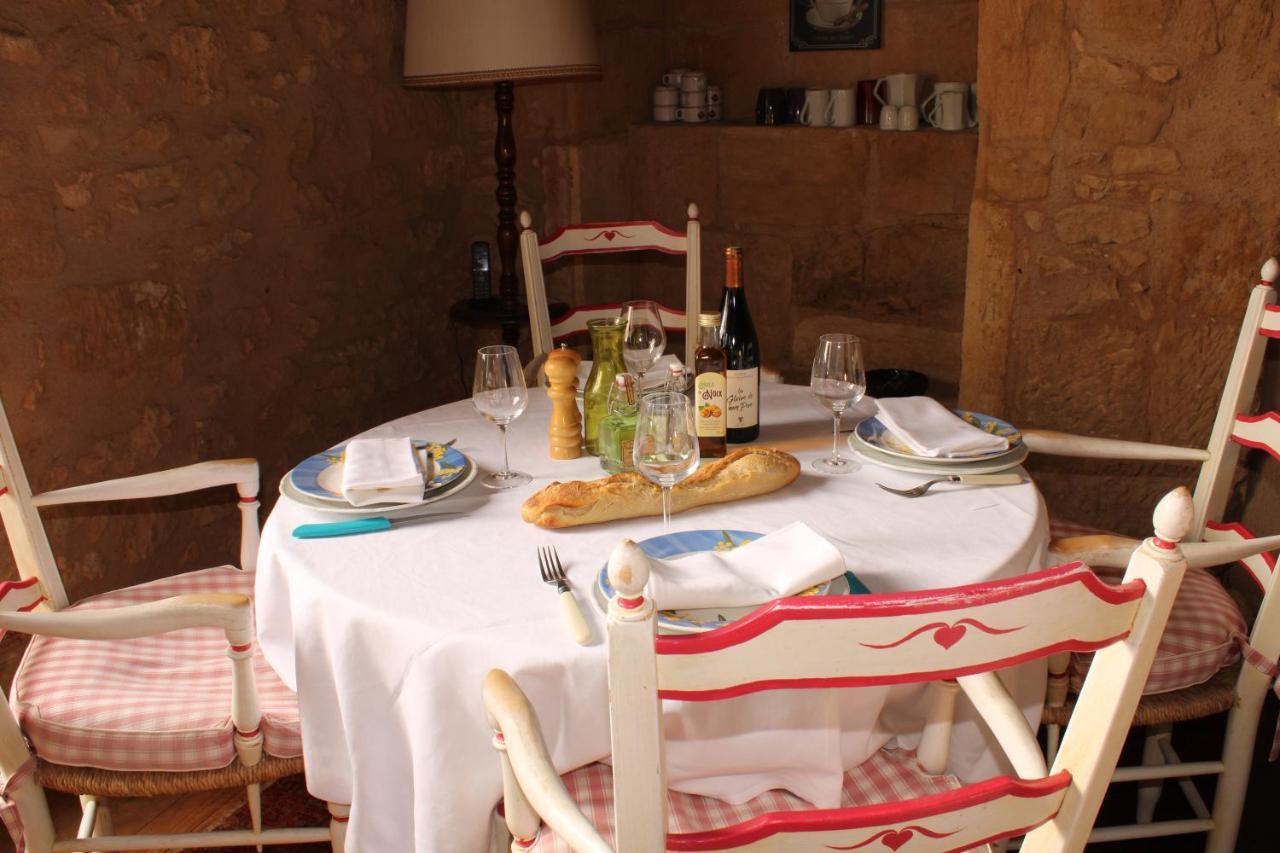 La Roseraie Hotel Restaurant 몽티냑 외부 사진