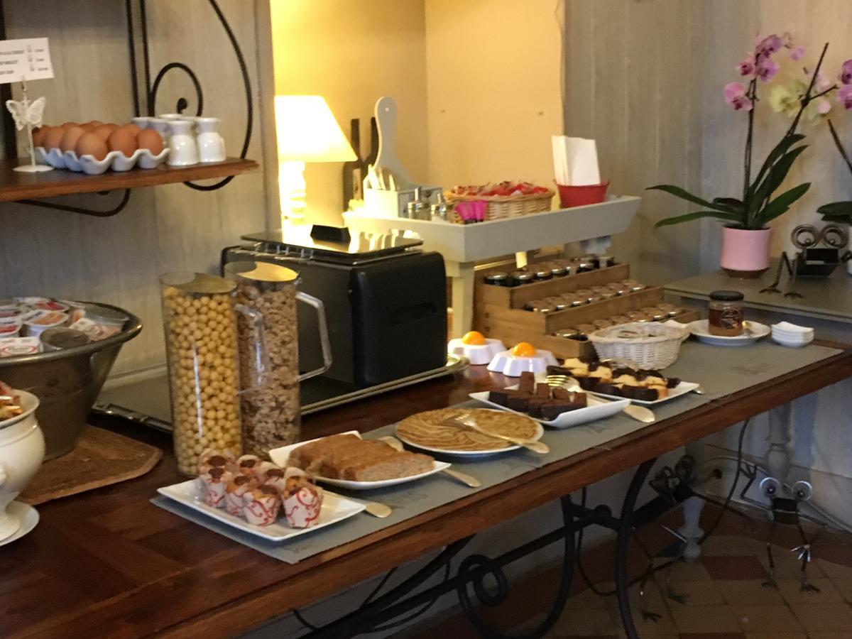 La Roseraie Hotel Restaurant 몽티냑 외부 사진